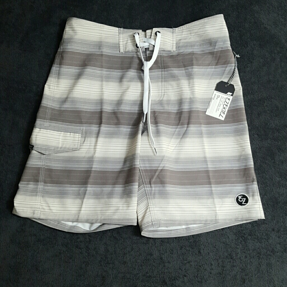 NWT EZEKIEL BOARD SHORTS